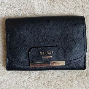 New GUESS wallet